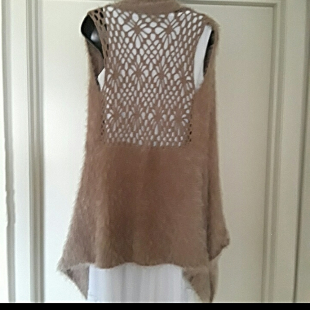 - - ESCIO eyelash  long sweater vest
